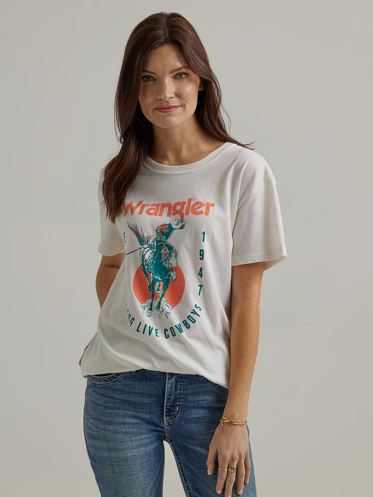 Women's Wrangler Western Graphic Boyfriend Tee in Marshmallow Cowboys