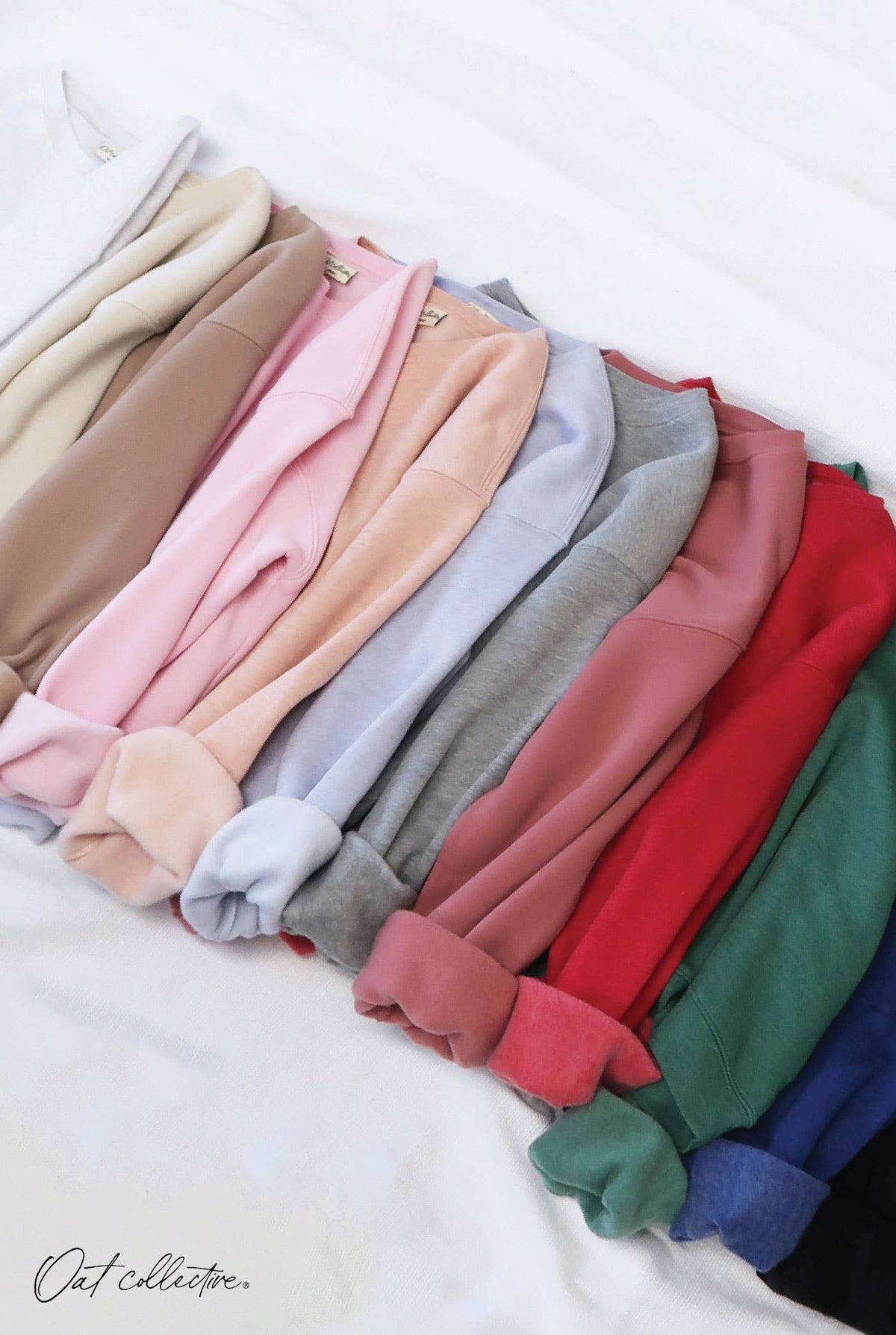 PREMIUM SOLID BASIC Cropped Graphic Sweatshirt