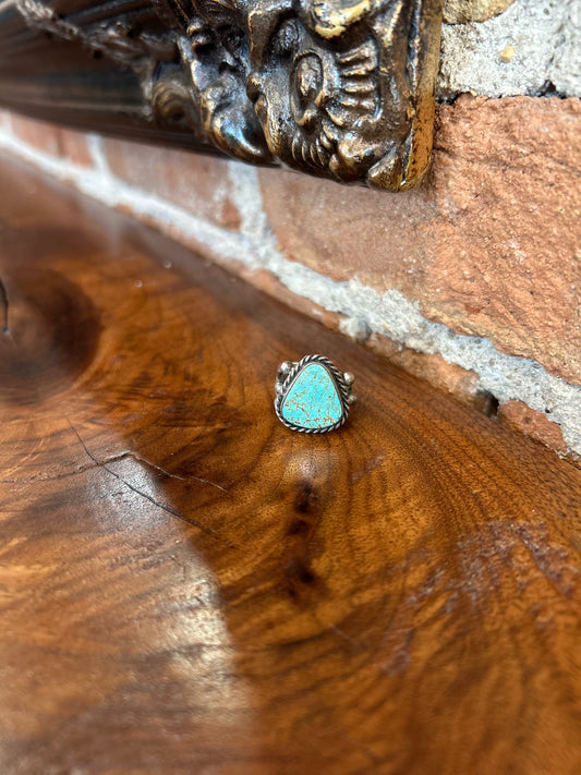 Genuine turquoise ring - 6.75