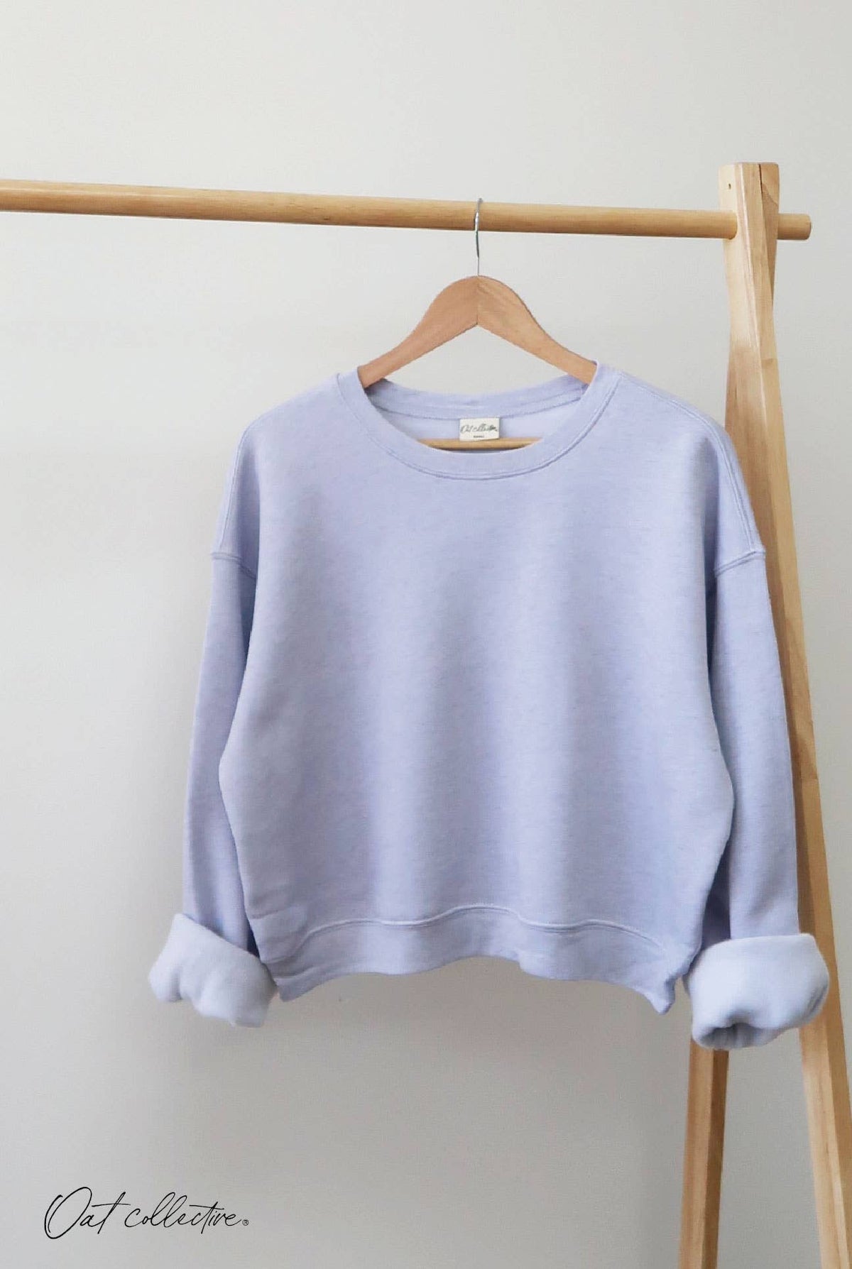 PREMIUM SOLID BASIC Cropped Graphic Sweatshirt